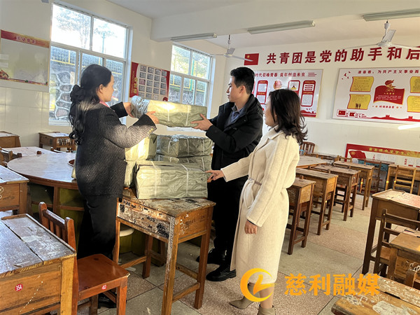 亚洲精品蜜夜内射